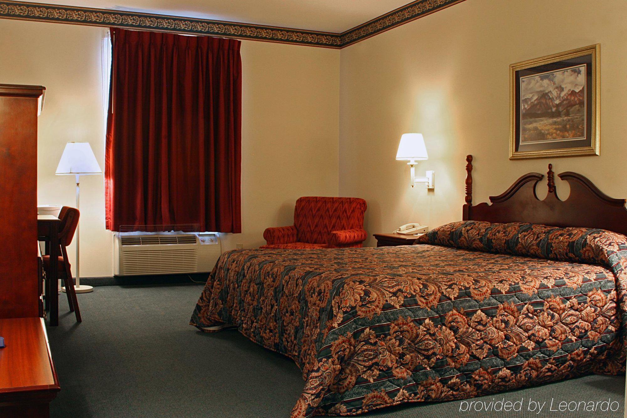 Collins Inn & Suites Ruang foto
