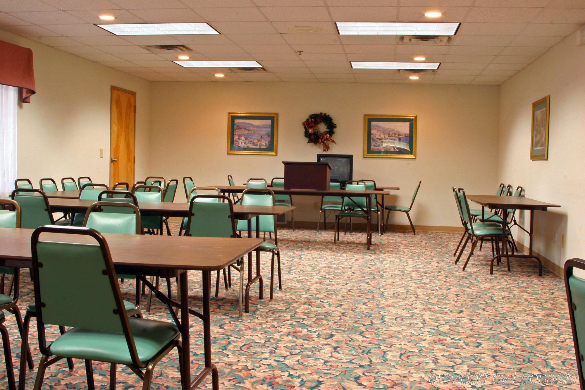 Collins Inn & Suites Fasilitas foto